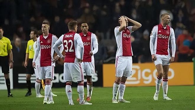 全尤文:穆阿尼收到了多份报价,纽卡也在关注他.