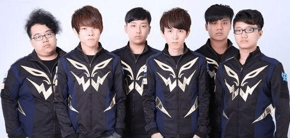 上取得佳绩 上取得佳绩