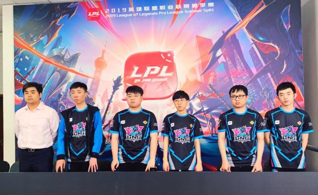 无论是作为 无论是作为